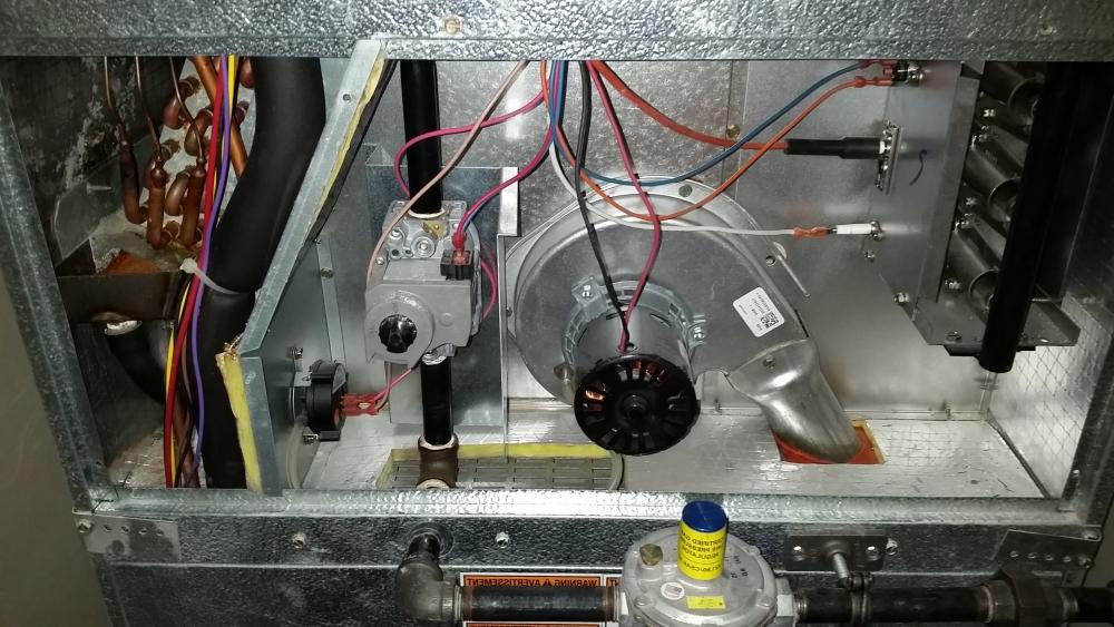 Wiring set up of a through the wall condensing AC/furnace.